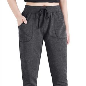 Women’s sweatpants joggers